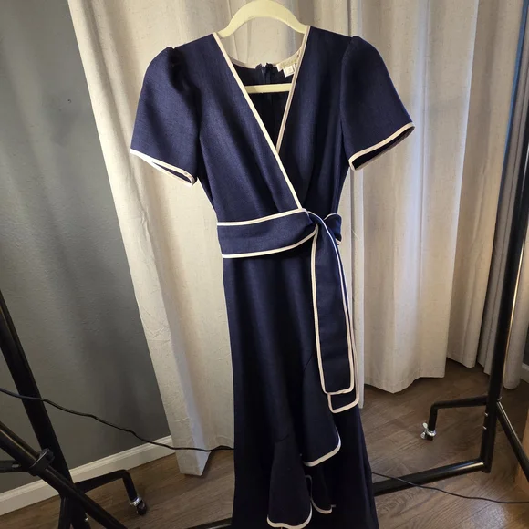 Fabulous Navy Wrap Dress with Cream Piping High Low - Picture 4 of 11
